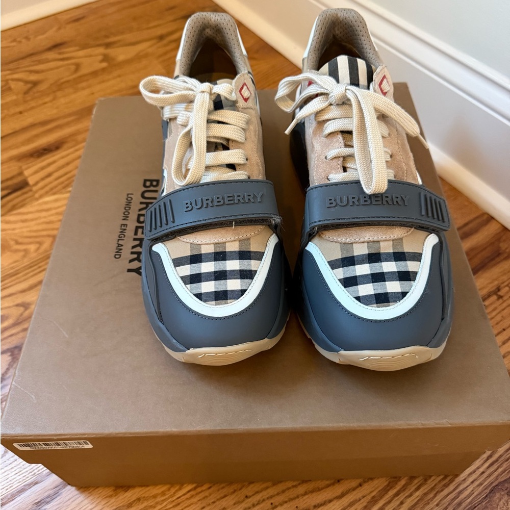 Burberry Men’s Ramsey Vintage Check Low Top Sneakers •Size 42• - Picture 2 of 11